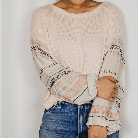 NEW // On My Way Contrast Embroidery Top - Picture 3 of 8